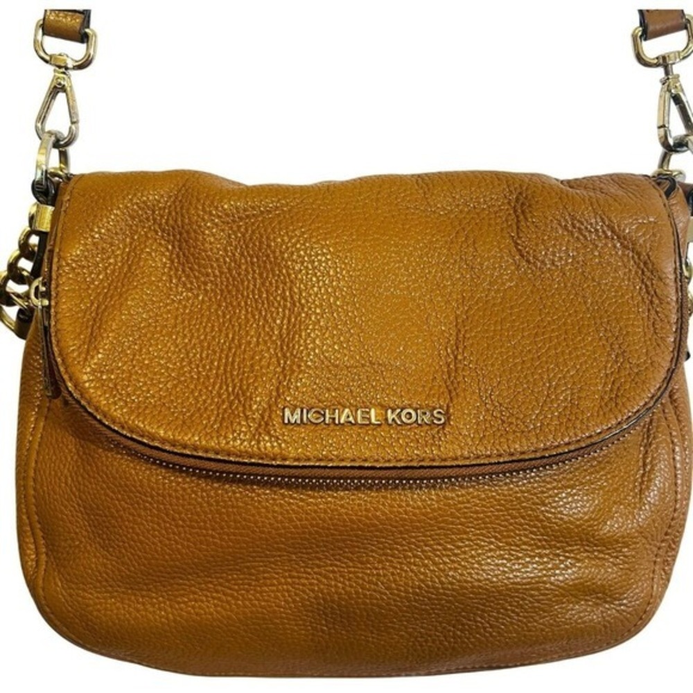 Michael Kors Bedford Flap Shoulder Crossbody Bag Purse‎ Pebbled Leather Brown
